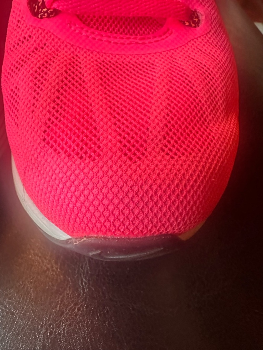 Nike Women's Neon Pink Lightweight Running Shoes - Picture 4 of 13